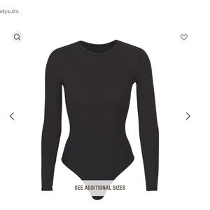 Skims fits everybody long sleeve crew neck bodysuit
